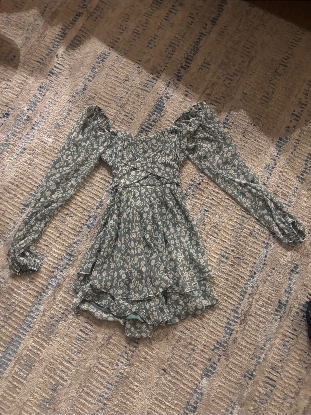 B. Smart Sage Green Floral Long Sleeve Mini Dress
